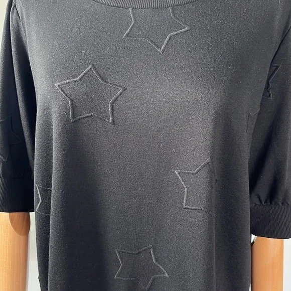Torrid Short Sleeve Top Embroidered Star Pattern Black M L New - Picture 5 of 12